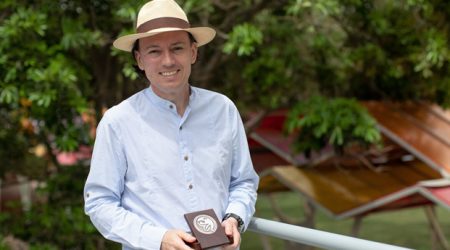 Profesor de la Universidad del Norte recibe el Premio Nacional de Matemáticas, en Colombia